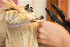 Friseure  Praktische Vorbereitung auf die  Zwischenprüfung 